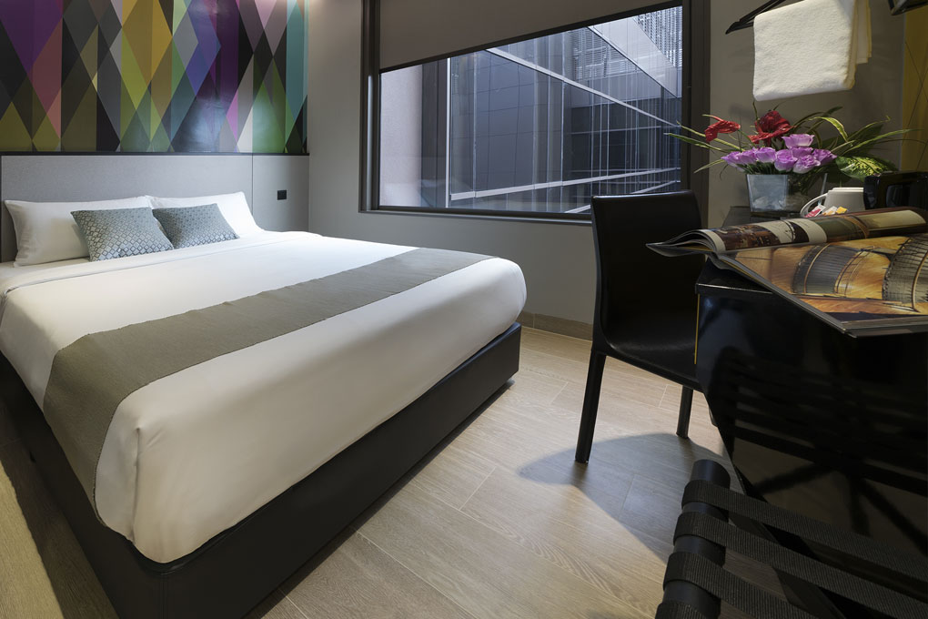 Superior Queen Room at Hotel Mi Singapore