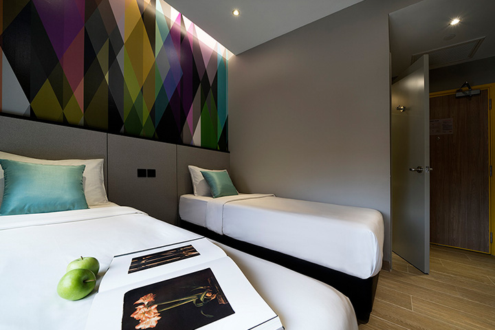Superior Twin Room at 41 Bencoolen Street